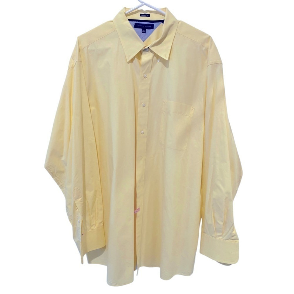 Tommy Hilfiger Men Yellow button down Shirt long sleeve button cuff 18 34/35
C